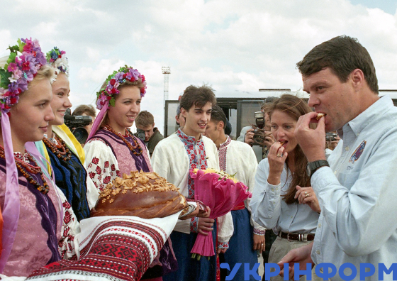 Леонід Каденюк