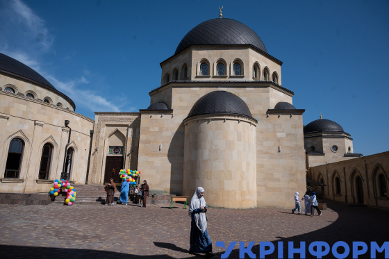 Мусульмани розпочали святкування Курбан-байраму