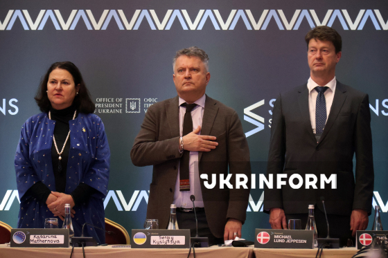 Санкційний саміт триває у Києві