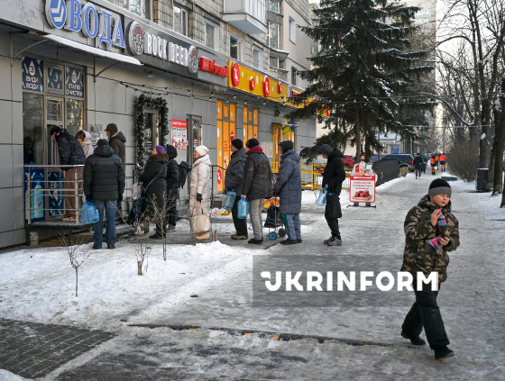 У Києві перебої з водопостачанням після обстрілу