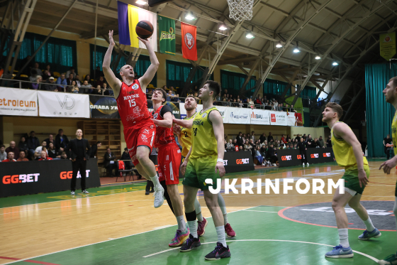 Баскетбольний клуб “Рівне” переміг на виїзді івано-франківську команду “Прикарпаття-Говерла”