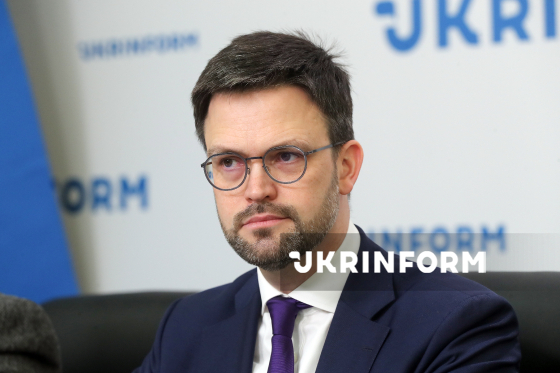 Дискусія "Українське суспільство, держава і церква в умовах миру і війни. Церковно-релігійна ситуація в Україні 2000-2025" в Укрінформі