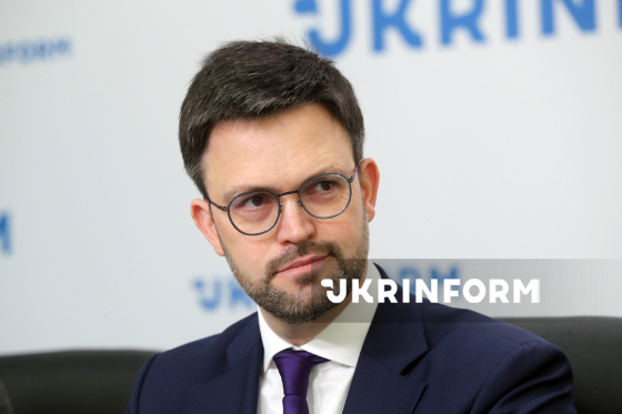 Дискусія "Українське суспільство, держава і церква в умовах миру і війни. Церковно-релігійна ситуація в Україні 2000-2025" в Укрінформі